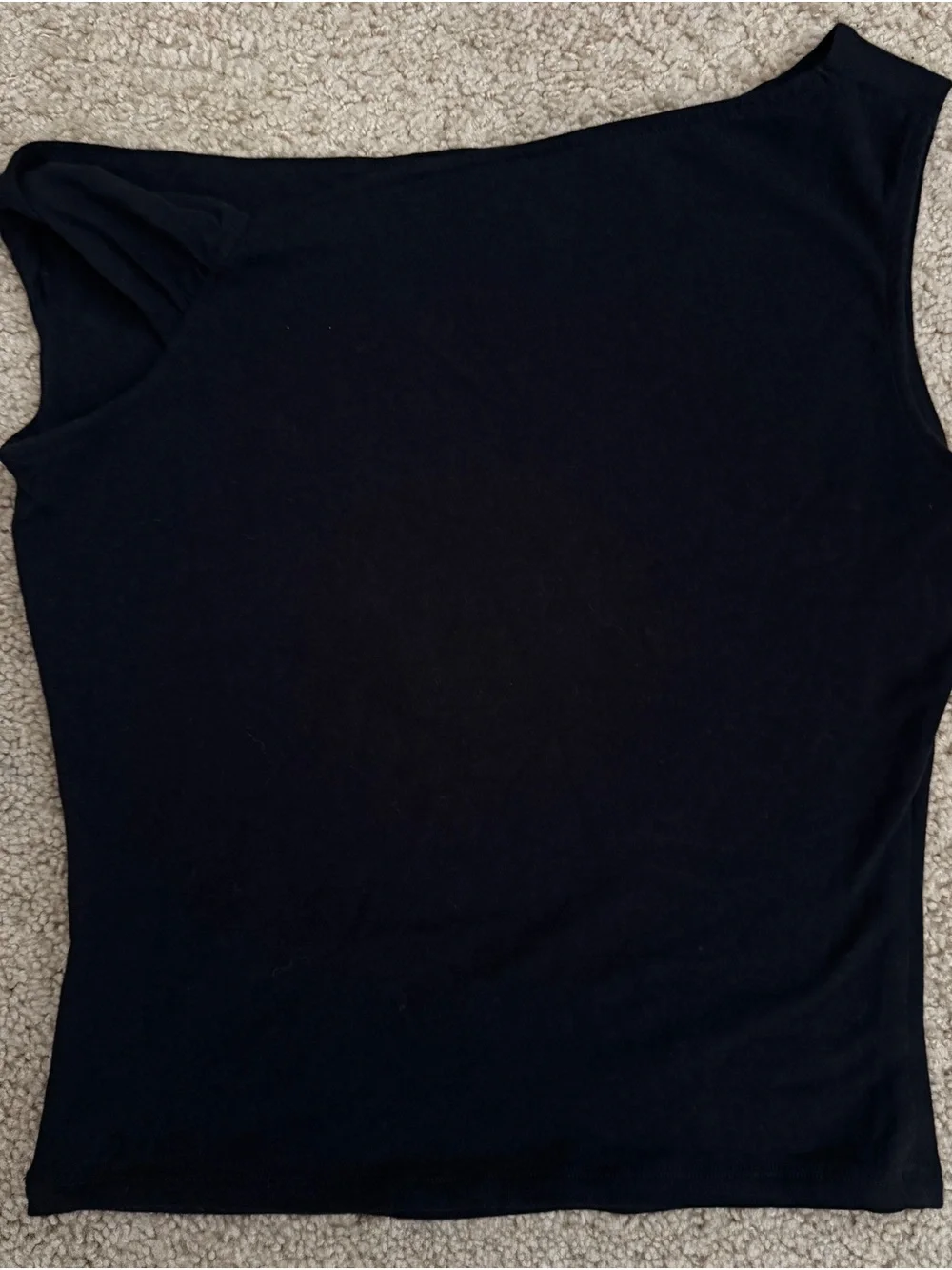 Hollister sleek black